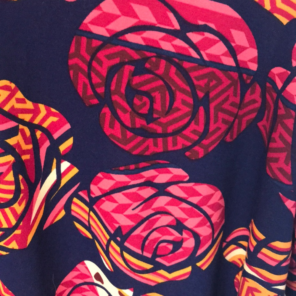 Lularoe irma - Picture 3 of 3